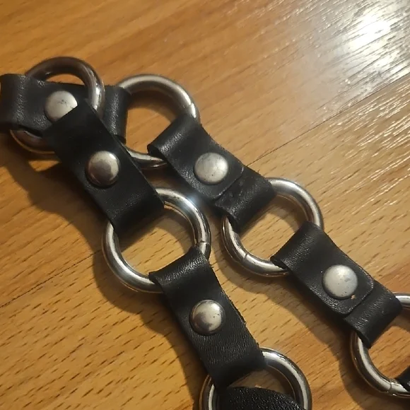 Vintage Black and Silver Chain Belt - Picture 2 of 6